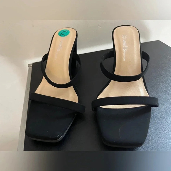 New Wellsfountn black mules block heel y2k style Friends style  90’s look chunky - Picture 3 of 6